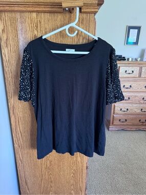 Maurices Black Tee with Speckled Black-and-White Short Sleeves